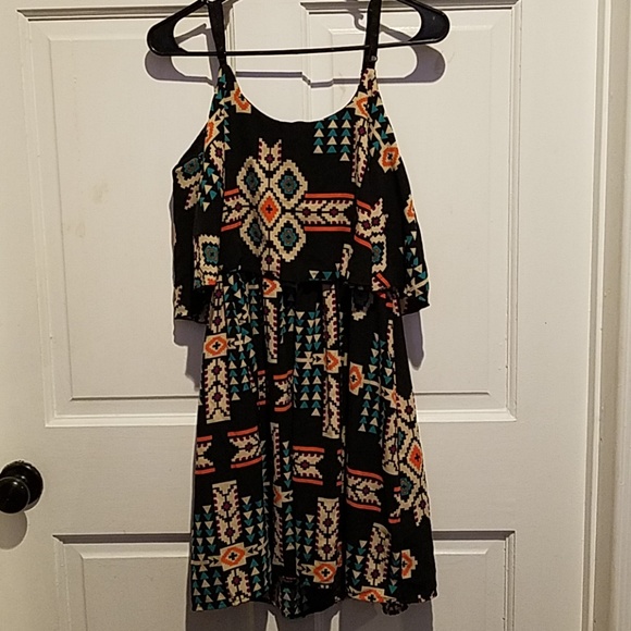 Dress - Picture 5 of 5